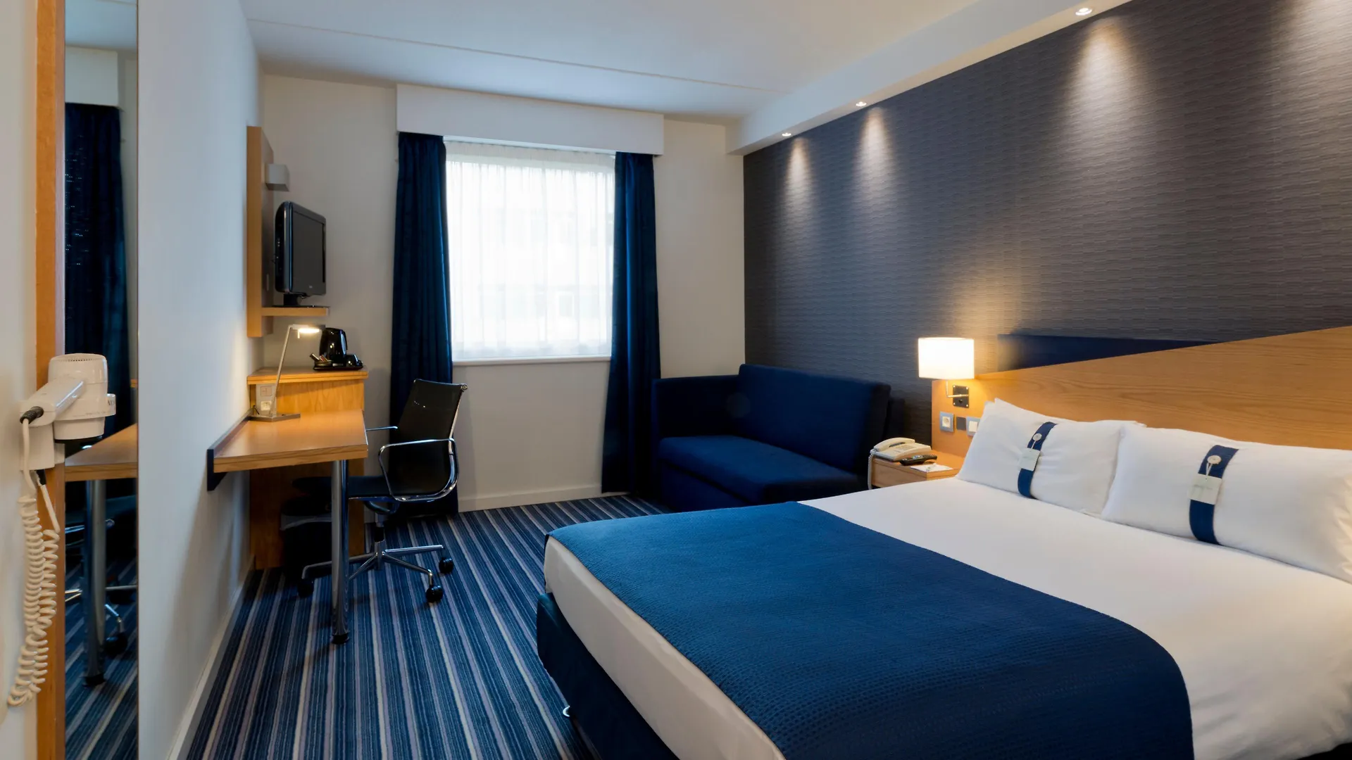 Holiday Inn Express Antwerpen City North By Ihg 3*, Antwerp Belgium