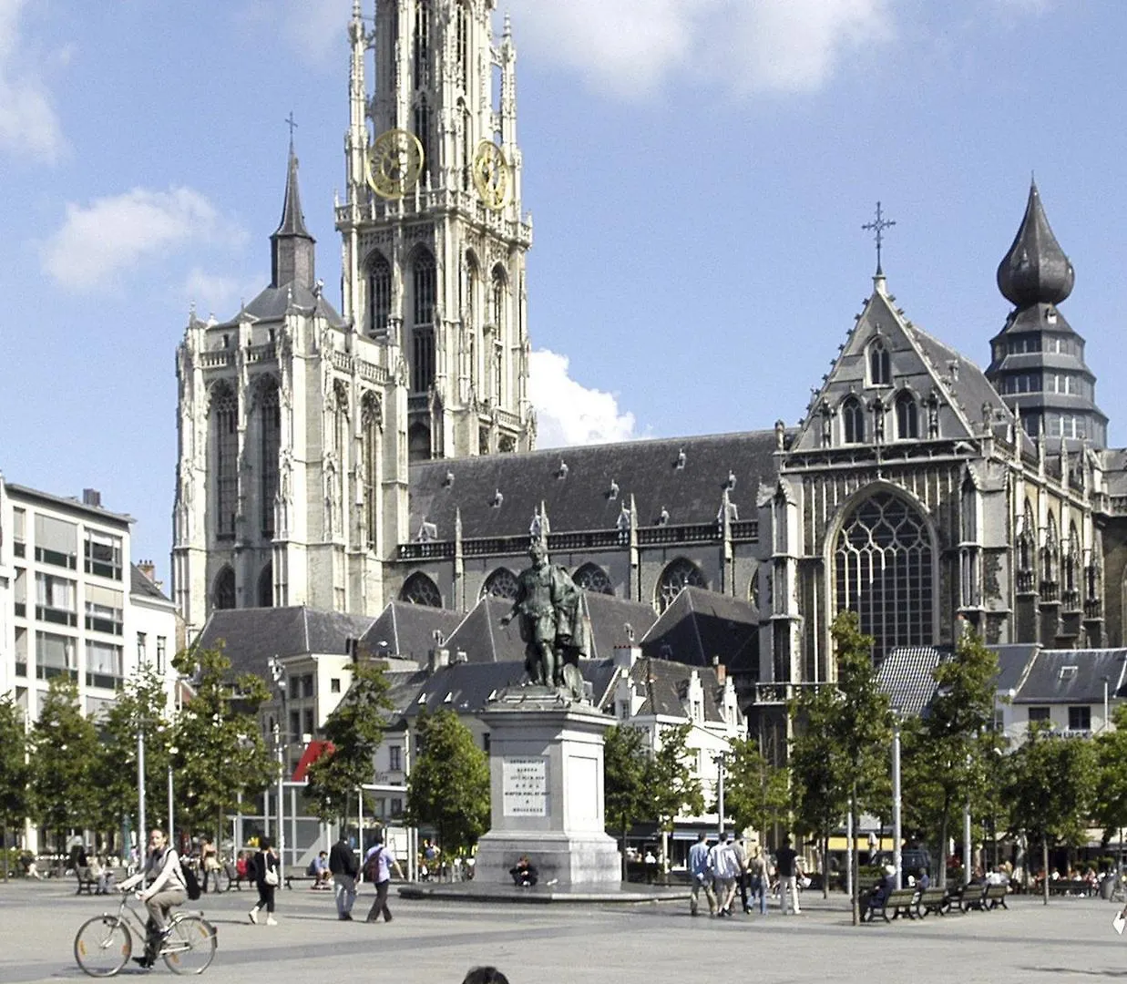 Holiday Inn Express Antwerpen City North By Ihg Hotel Antwerp