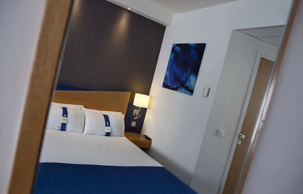 Holiday Inn Express Antwerpen City North By Ihg Hotel Antwerp
